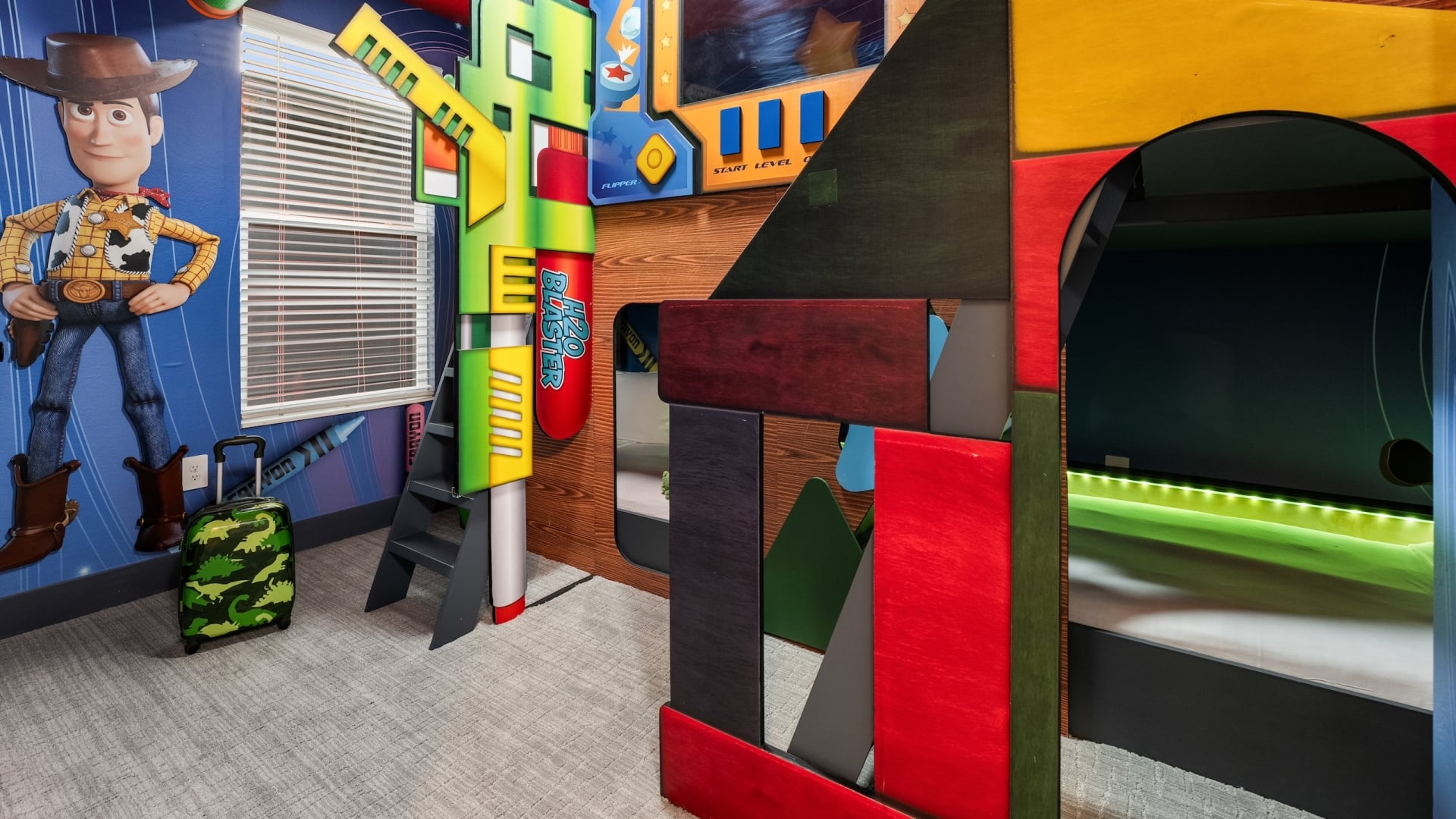 Villatel's Toy Story themed children's room