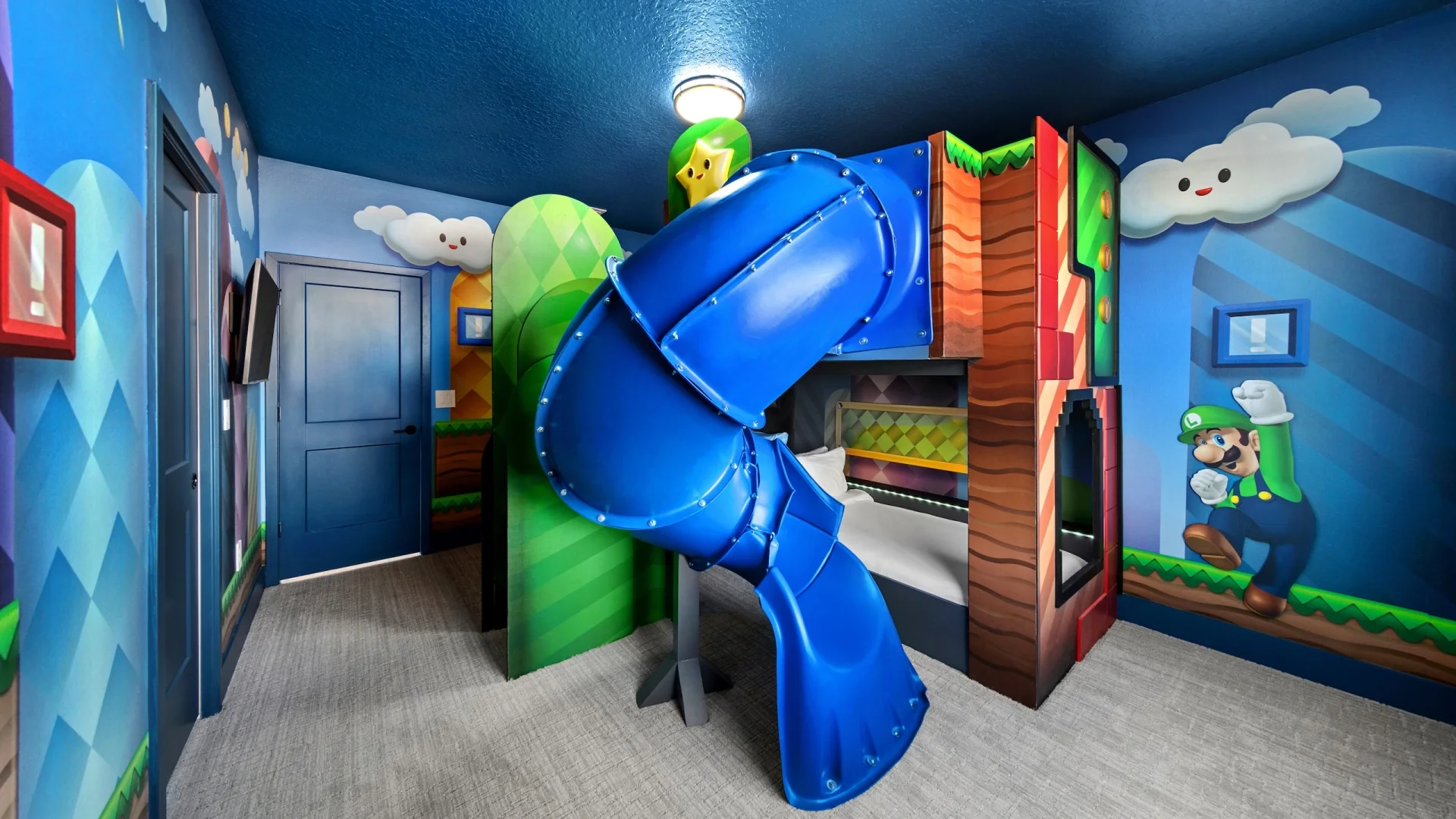 Villatel's Video Game 6 bedroom villa